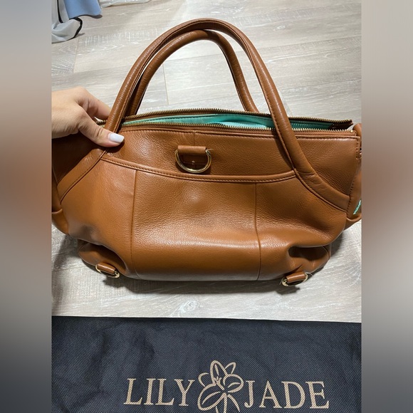 Lilly Jade Elizabeth Diaper Bag in Camel Color in Good Condition - Picture 6 of 7